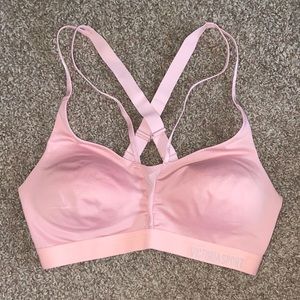 VICTORIA SPORT light pink strappy sports bra